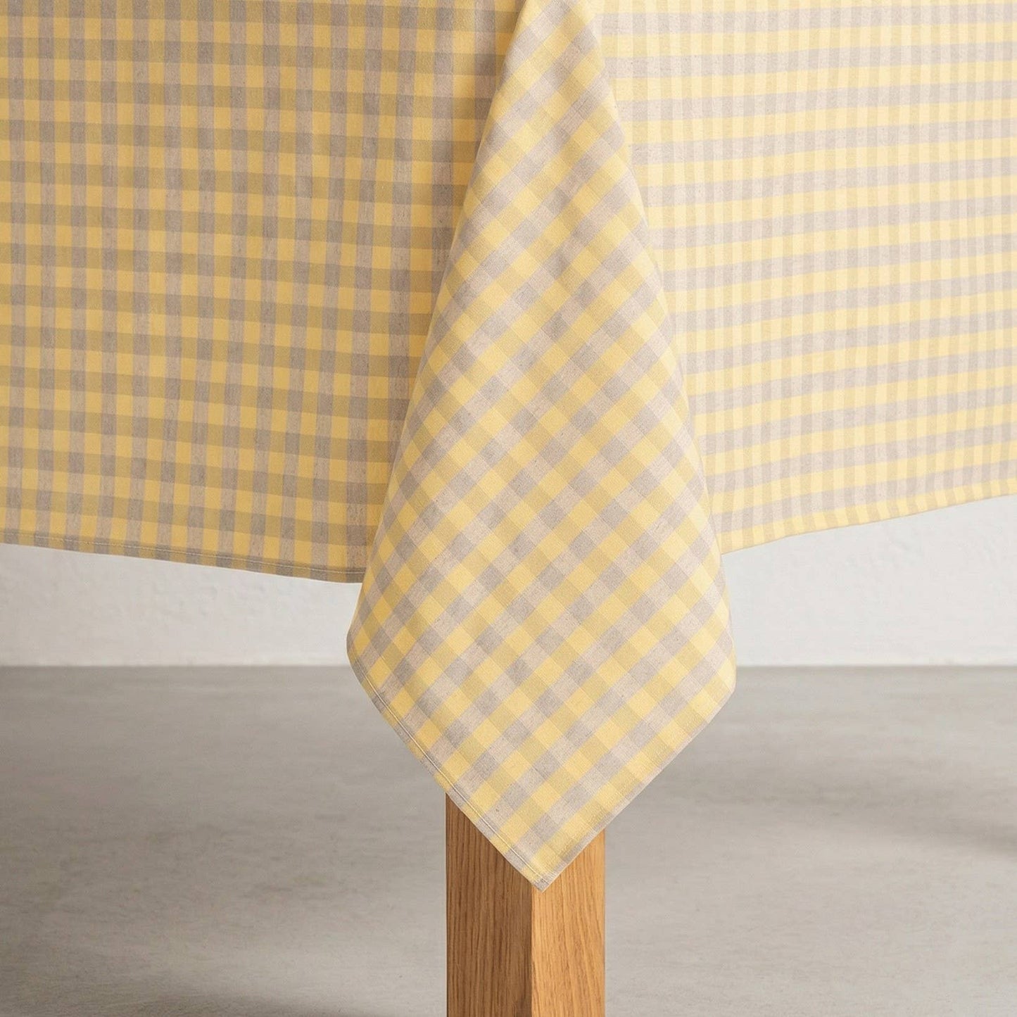 Nappe anti-taches vichy coton NOVY 140 cm – Motif carreaux élégant