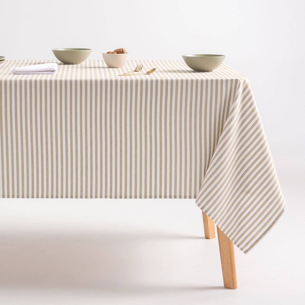 Nappe rayée résistante aux taches en coton polyester GAMUSI, 140 cm, avec motifs colorés pour décoration de table.