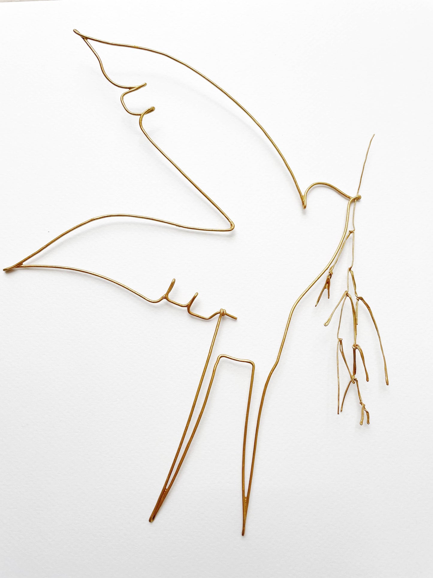 HIRONDELLE EN FIL DE FER ET BRANCHE
