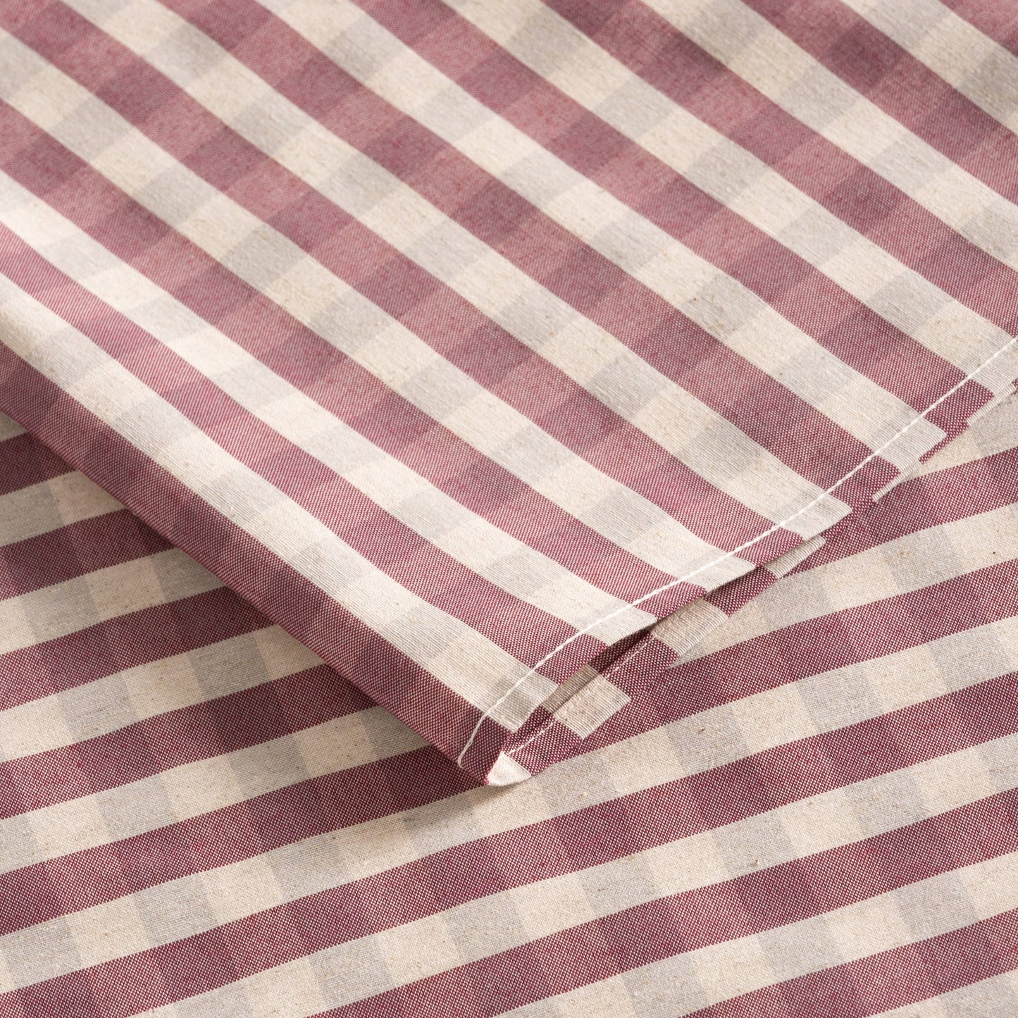 Nappe anti-taches vichy coton NOVY 140 cm – Motif carreaux élégant