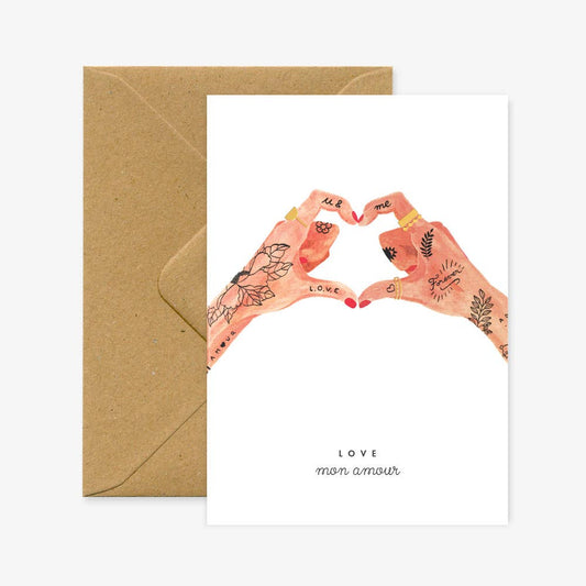Carte de vœux Mains d'amour en papier artisanal, illustrée avec des mains entrelacées, par ALL THE WAYS TO SAY.