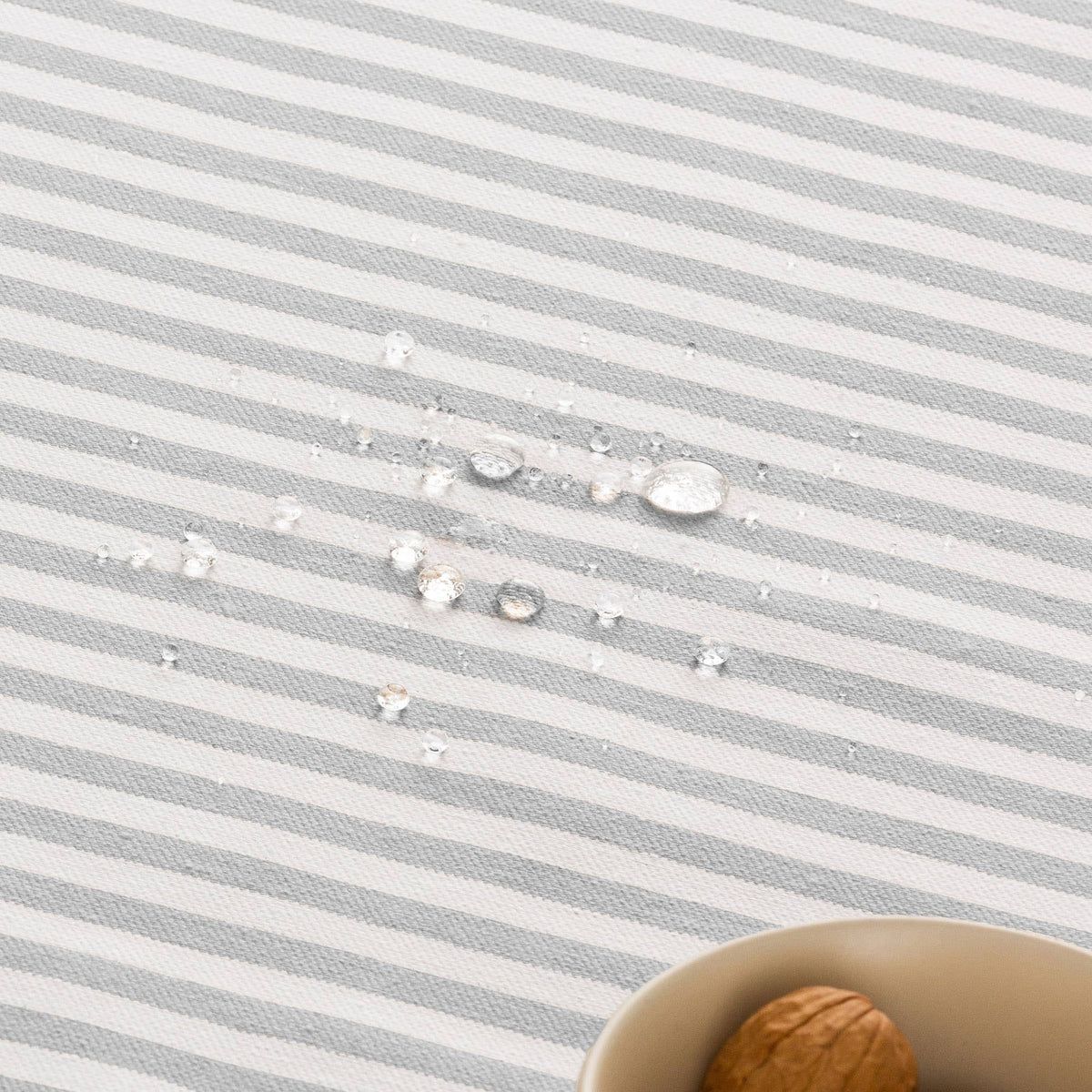Nappe rayée résistante aux taches en coton polyester GAMUSI, 140 cm, idéale pour la cuisine ou la salle à manger.