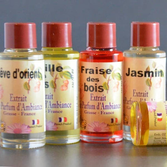 Parfum d'ambiance Zen'Arôme, parfum maison de 15ml avec flacon élégant et liquide parfumé clair, pour une ambiance parfumée.