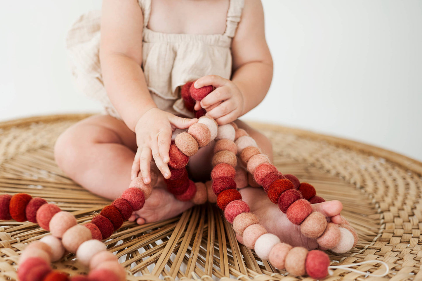 Guirlande boules feutrées Cozy Rosy Garland