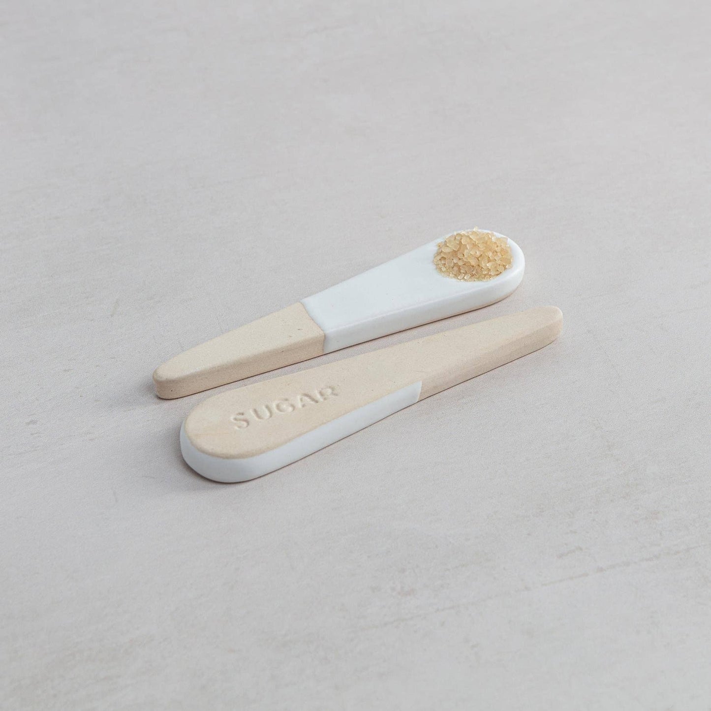Cuillère à sucre Organics blanc grès tourné à la main