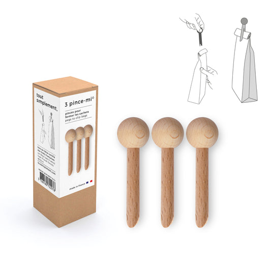 Pinces à sachet en bois de hêtre de la marque Tout Simplement, pour fermer et sceller sacs alimentaires.