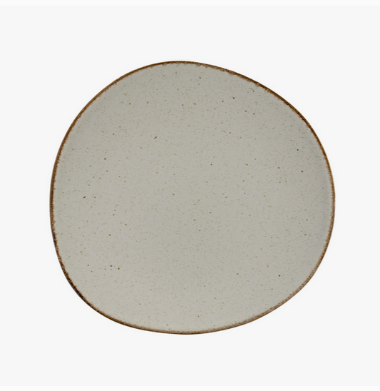 Capture d'écran de la gamme Karen de Sibo Homeconcept, présentant un design moderne pour la décoration intérieure.
