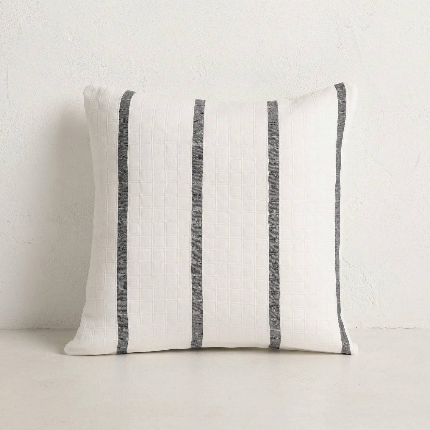 Housses de coussin jacquard rayures RETTA 45x45 cm lot de 2