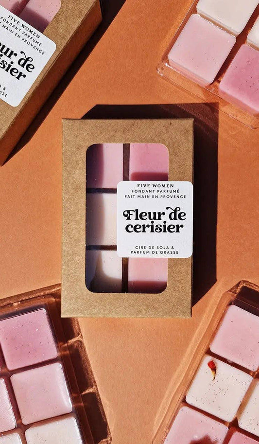 Fondants parfumés Fleur de cerisier de Five Women, cire parfumée avec 6 carrés pour une ambiance florale et douce.