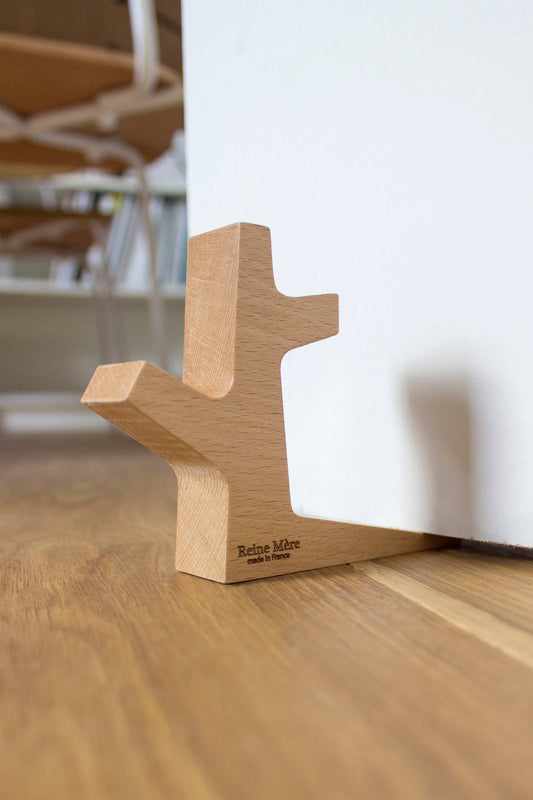 Cale-porte Prémices en hêtre massif de Reine Mère, décoration artisanale en bois naturel, idéal pour maintenir une porte ouverte