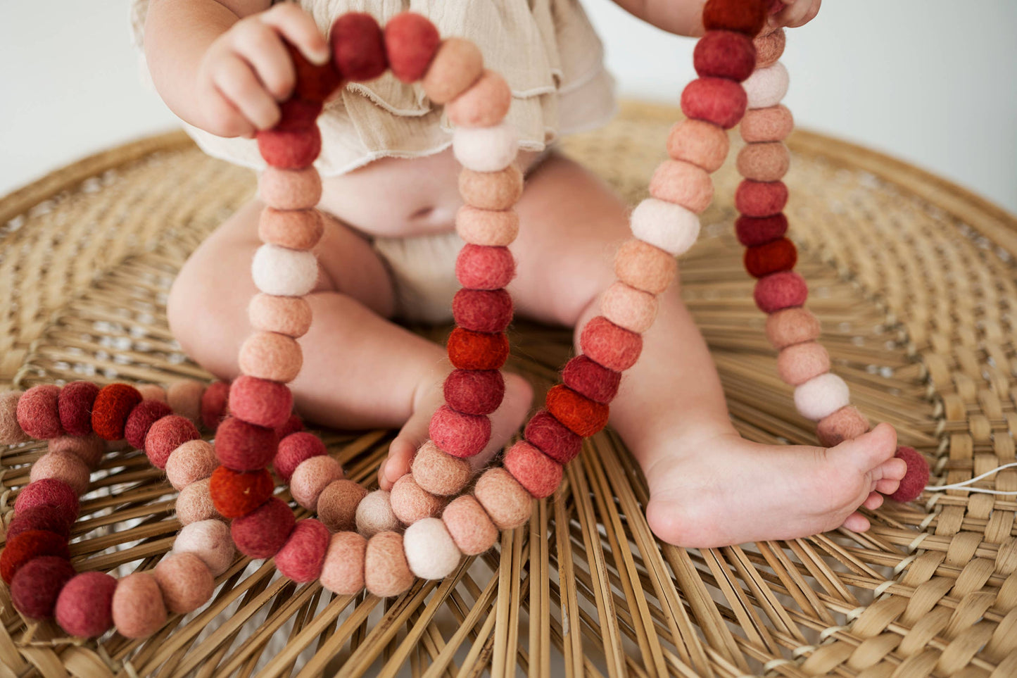 Guirlande boules feutrées Cozy Rosy Garland