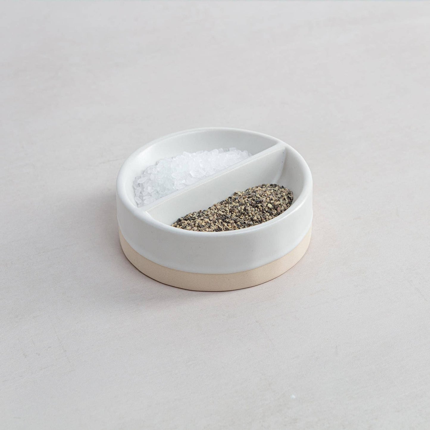 Pot à pincer Organics blanc grès - Céramique artisanale pour condiments et épices